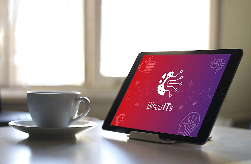 Kaffeetasse mit Ipad.